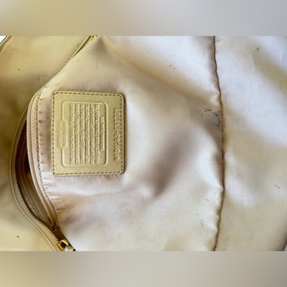 Coach Gallery Lurex Tote bag - Picture 13 of 13